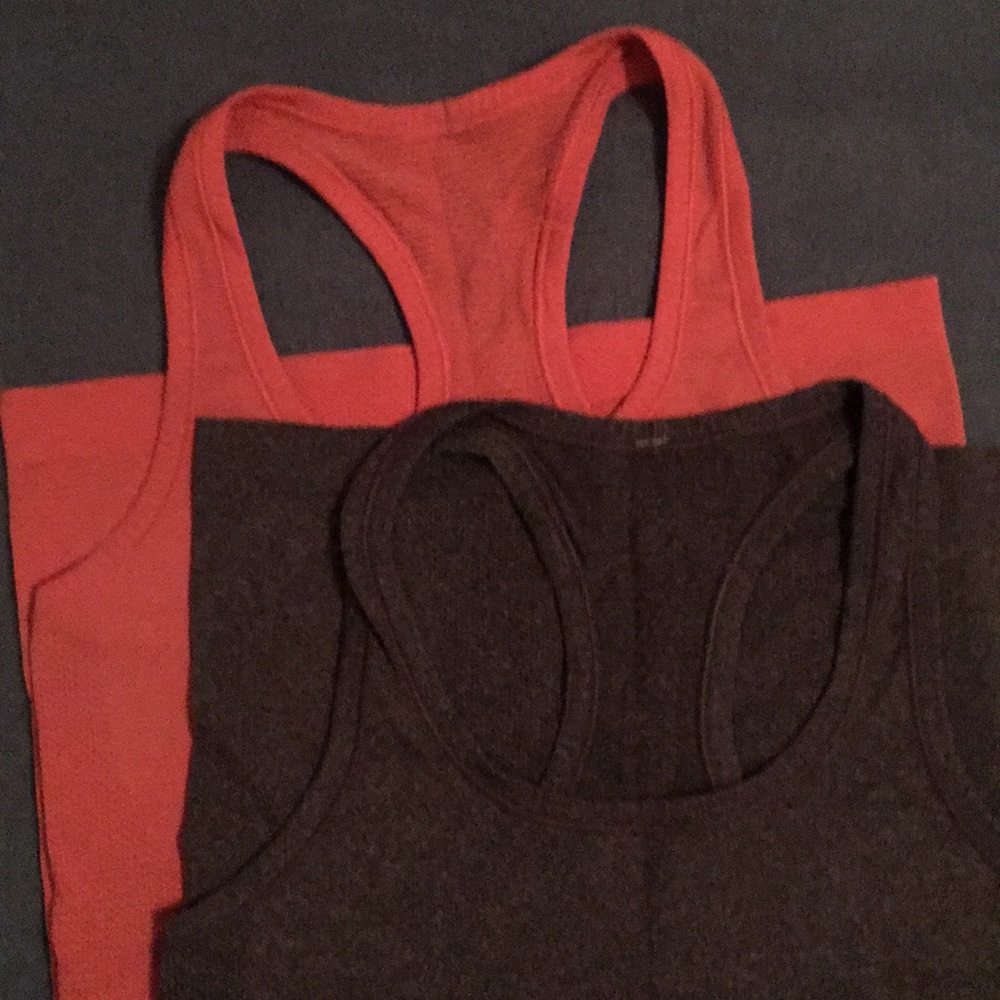 Lululemon workout tops